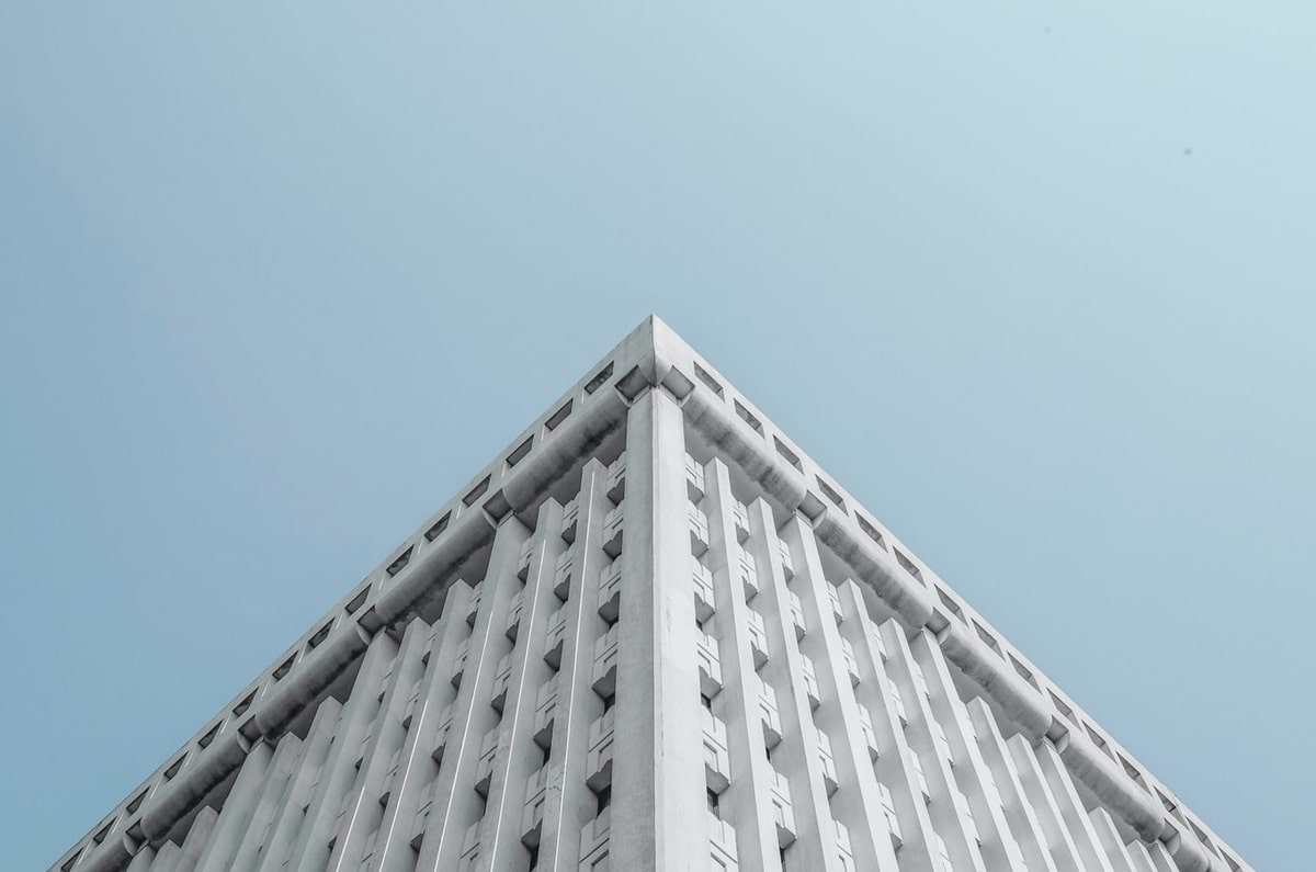 吃瓜爆料：情绪的铺垫与高潮——一条内容的完美叙事